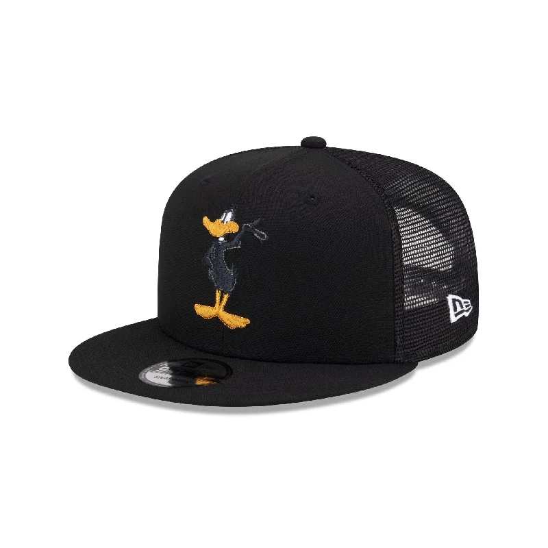 Men’s neat trucker accessory-Looney Tunes Daffy Duck 9FIFTY Trucker Snapback Hat