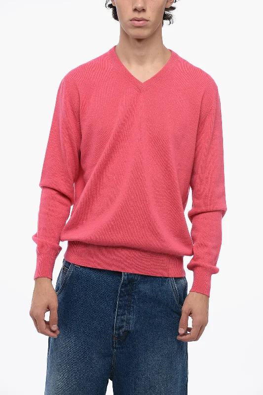 Men’s sharp fleece top-Bruno Manetti V-Neck Cashmere Sweater