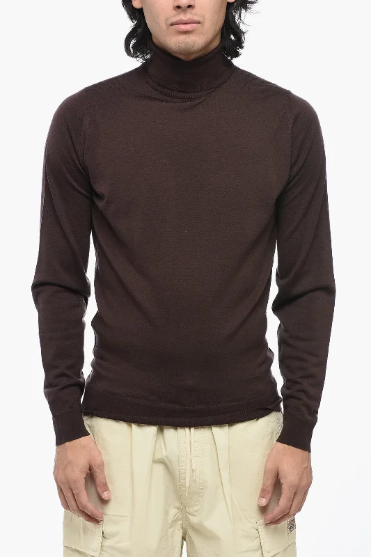 Men’s silky turtleneck top-John Smedley Merinos Wool Turleneck Sweater