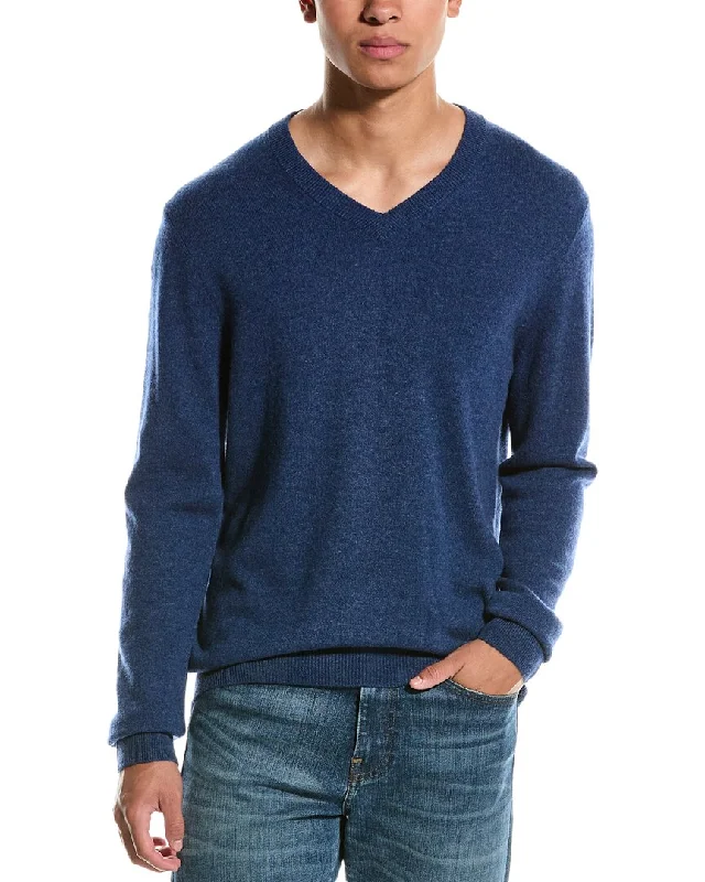 Men’s velvety wool top-Qi Cashmere Solid Cashmere V-Neck Sweater