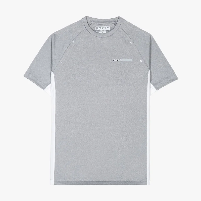 Men’s ventilated sport shirt-Wilson Tech Sports Tee (Grey/White)